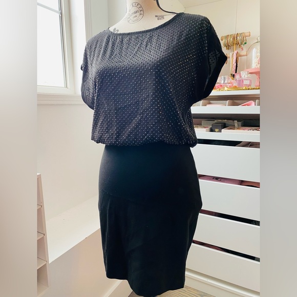 VERY PRETTY LBD LITTLE BLACK DRESS WITH BEADS - Picture 2 of 7